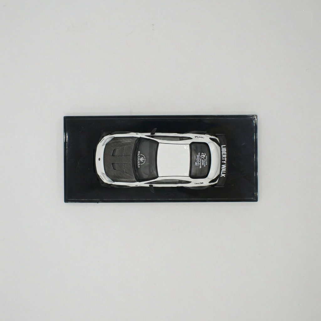 Caja Acrílica para Autos Escala 1:64 - 10.5 x 4.75 x 4.5 cm